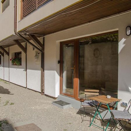 Hat Old Town Designer Apartments Brasov Bagian luar foto