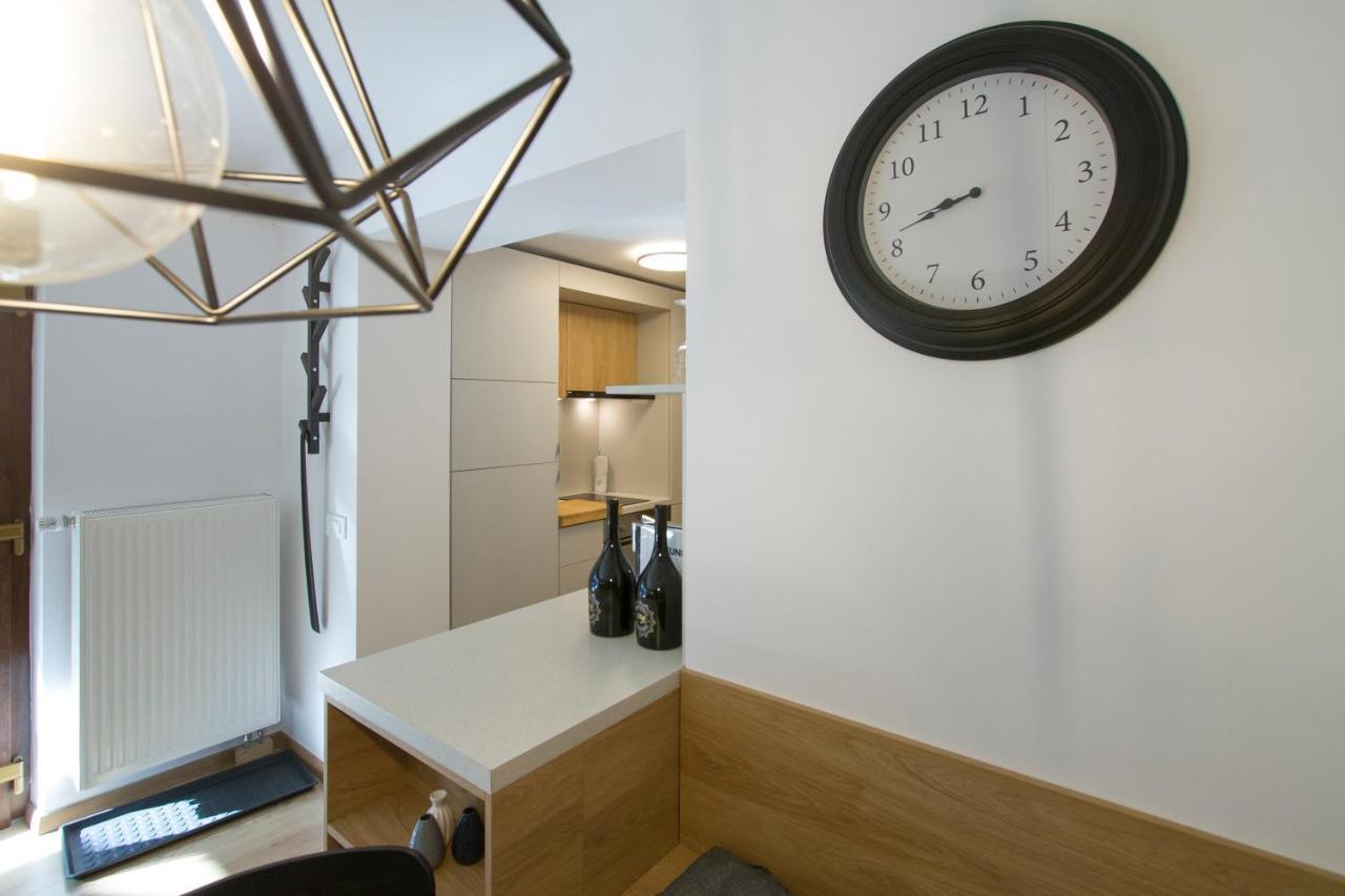 Hat Old Town Designer Apartments Brasov Bagian luar foto